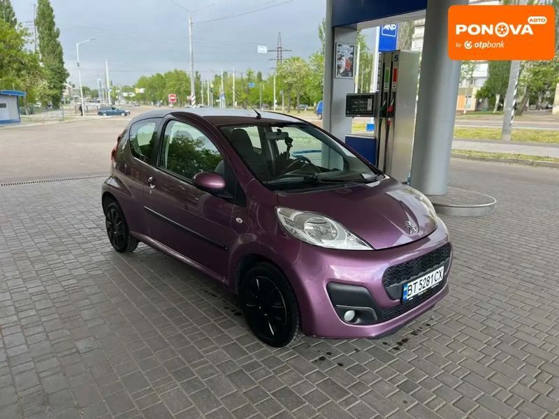 Peugeot 107, 2012 г., Бензин, 159 тыс. км, Хетчбек, Фиолетовый, Николаев AT-10403547 фото