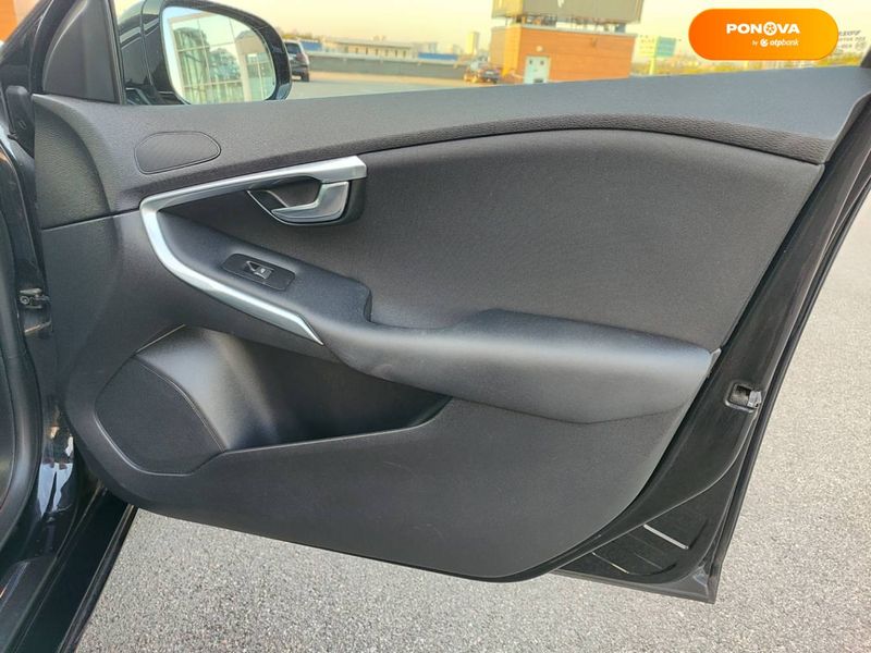 Volvo V40, 2013, Дизель, 1.6 л., 235 тис. км, Хетчбек, Чорний, Київ 7065 фото