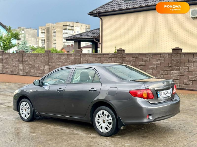 Toyota Corolla, 2007, Газ пропан-бутан / Бензин, 1.6 л., 185 тыс. км, Седан, Серый, Ровно Cars-Pr-64246 фото