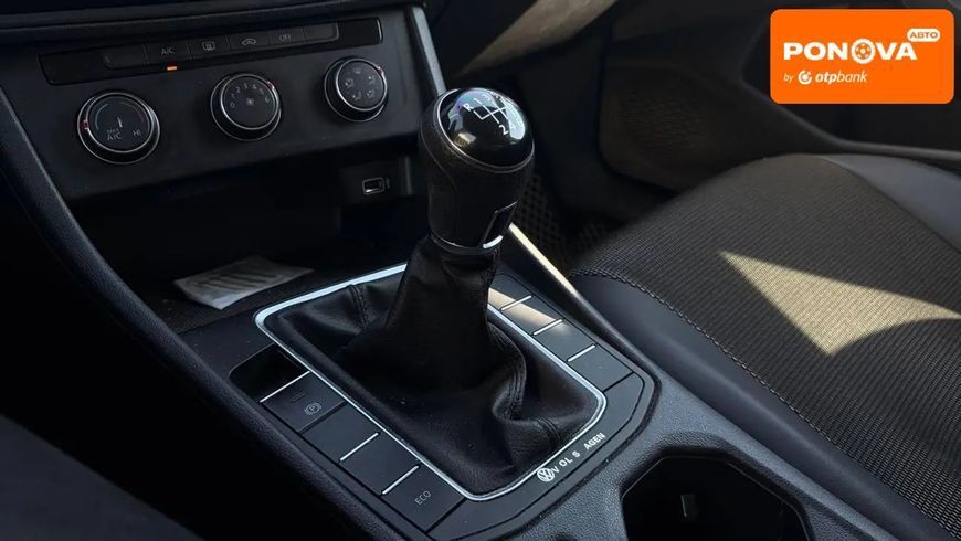 Volkswagen Jetta, 2018 г., Бензин, 101 тыс. км, Седан, Киев AT-10417052 фото