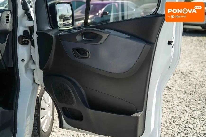 Opel Vivaro, 2017 г., Дизель, 372 тыс. км, Минивен, Белый, Черновцы AT-10417530 фото