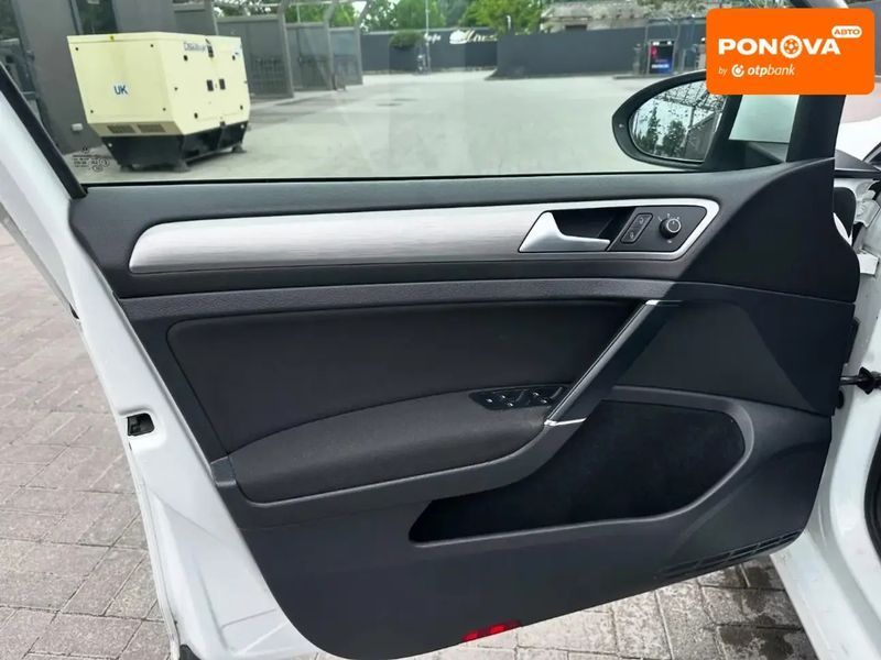 Volkswagen Golf, 2014 г., Бензин, 149 тыс. км, Хетчбек, Белый, Днепр (Днепропетровск) AT-10417639 фото