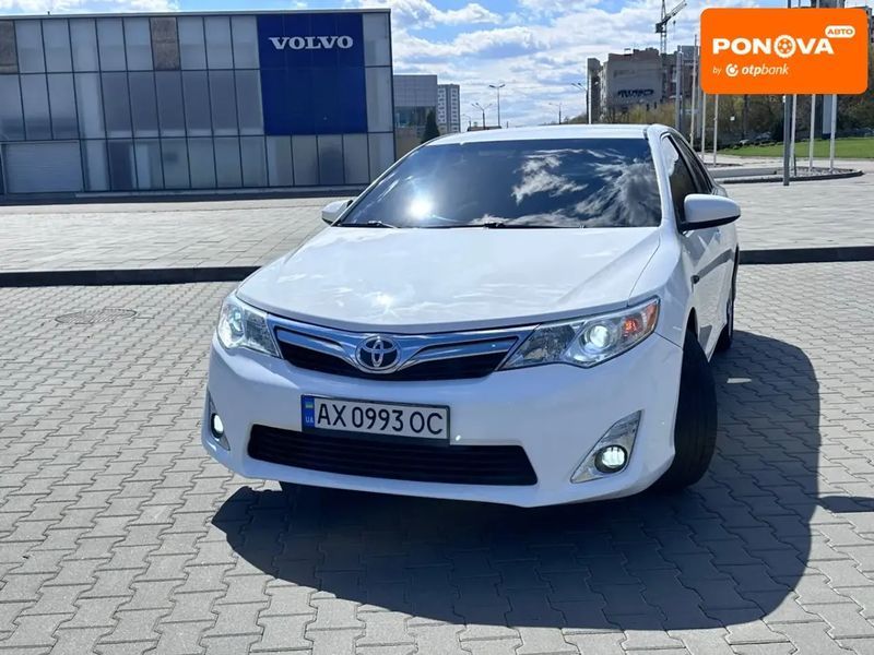 Toyota Camry, 2013 р., Газ пропан-бутан / Бензин, 234 тис. км, Седан, Білий, Харків AT-10415913 фото