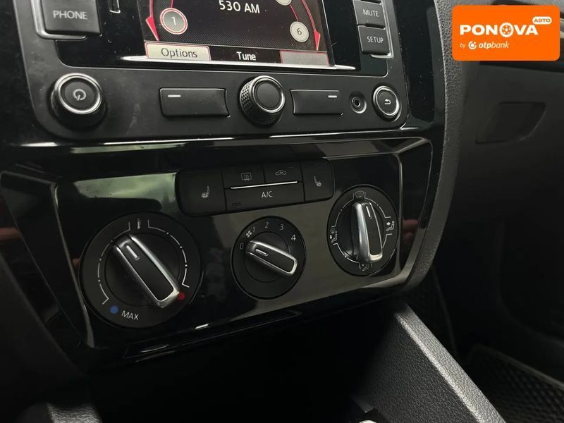 Volkswagen Jetta, 2015 р., Бензин, 120 тис. км, Седан, Київ AT-10415494 фото