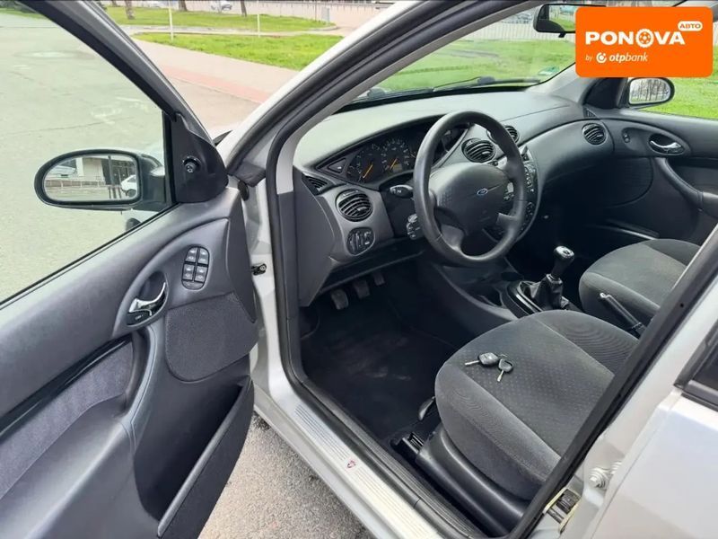 Ford Focus, 2002 р., Бензин, 112 тис. км, Седан, Сірий, Дніпро (Дніпропетровськ) AT-10418036 фото