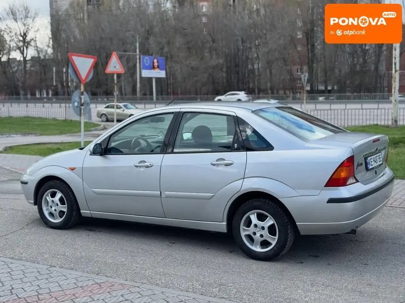 Ford Focus, 2002 р., Бензин, 112 тис. км, Седан, Сірий, Дніпро (Дніпропетровськ) AT-10418036 фото