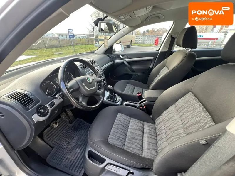 Skoda Octavia, 2010 р., Бензин, 182 тис. км, Універсал, Сірий, Вінниця AT-10408096 фото