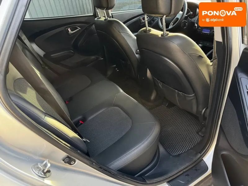 Hyundai ix35, 2010 г., Дизель, 230 тыс. км, Внедорожник / Кроссовер, Серый, Днепр (Днепропетровск) AT-10404192 фото