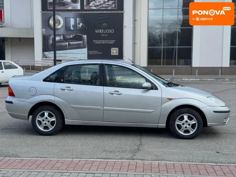 Ford Focus, 2002 р., Бензин, 112 тис. км, Седан, Сірий, Дніпро (Дніпропетровськ) AT-10418036 фото