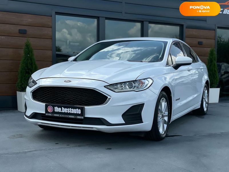 Ford Fusion, 2018, Гібрид (HEV), 2 л., 125 тис. км, Седан, Білий, Рівне 110679 фото