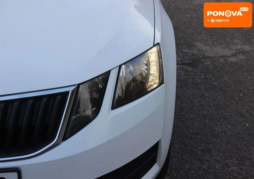 Skoda Octavia, 2019 р., Бензин, 107 тис. км, Седан, Білий, Дніпро (Дніпропетровськ) AT-10405841 фото