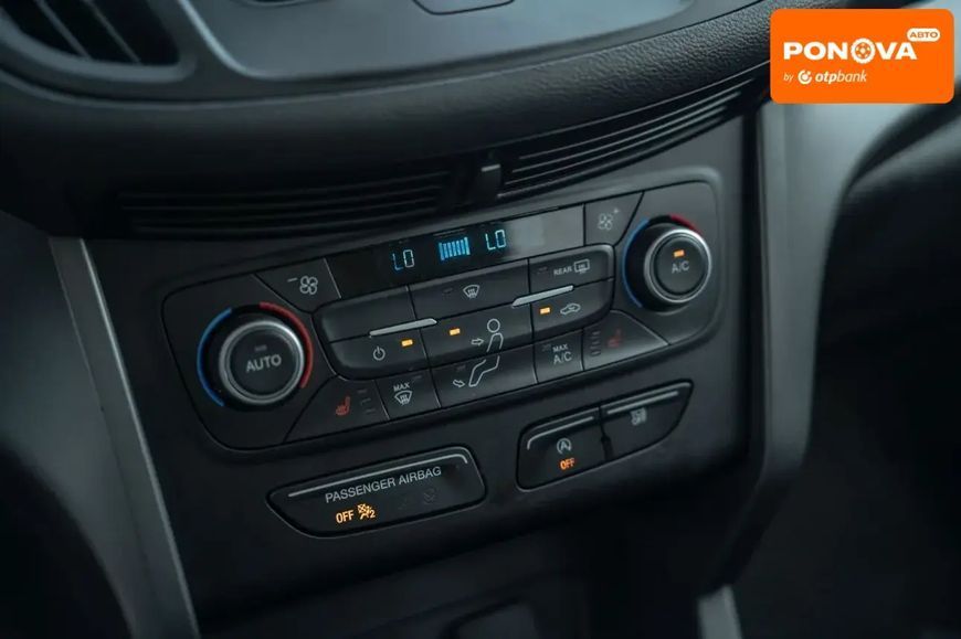 Ford Escape, 2018 р., Бензин, 96 тис. км, Позашляховик / Кросовер, Сірий, Чернівці AT-10401463 фото