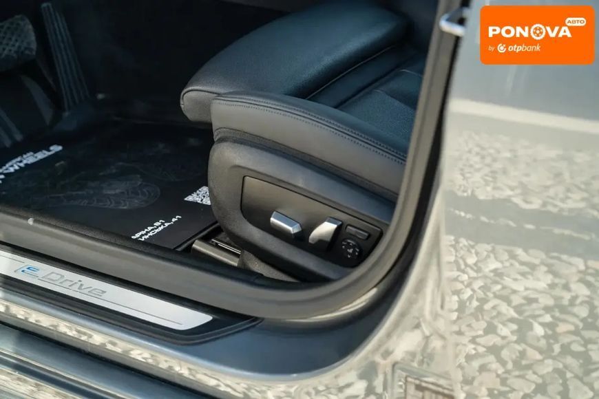 BMW 5 Series, 2018 г., Гибрид (PHEV), 76 тыс. км, Седан, Серый, Черновцы AT-10414427 фото
