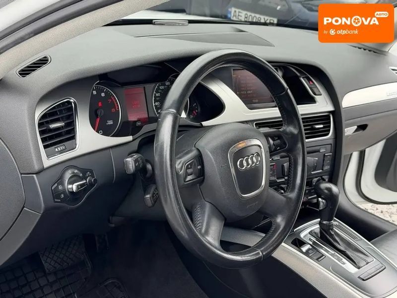 Audi A4, 2008 р., Бензин, 164 тис. км, Седан, Білий, Дніпро (Дніпропетровськ) AT-10417733 фото