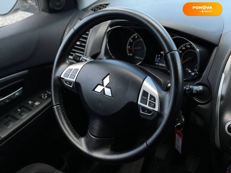 Mitsubishi ASX, 2012, Бензин, 1.59 л., 241 тис. км, Позашляховик / Кросовер, Білий, Рівне 101425 фото