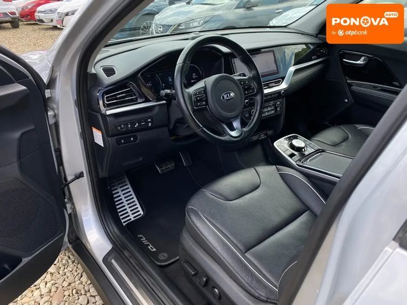 Kia Niro, 2021 р., Електро, 135 тис. км, Позашляховик / Кросовер, Сірий, Сопошин AT-10400055 фото