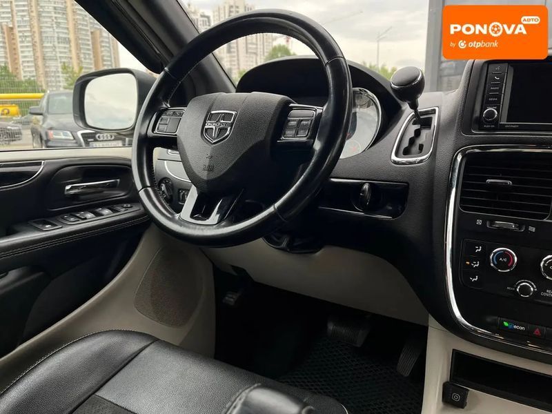 Dodge Grand Caravan, 2019 р., Бензин, 166 тис. км, Позашляховик / Кросовер, Київ AT-10417689 фото