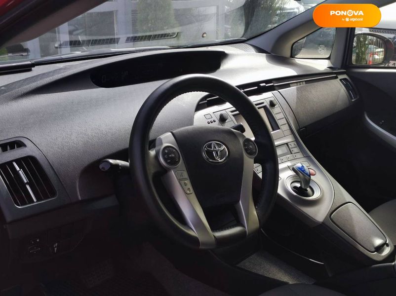 Toyota Prius, 2014, Гибрид (HEV), 1.8 л., 260 тыс. км, Хетчбек, Красный, Киев 34011 фото