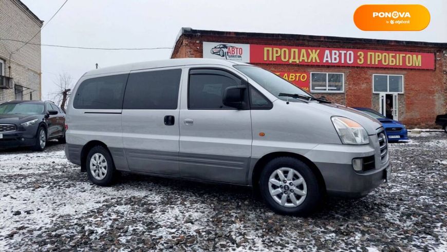 Hyundai H-1, 2006, Газ пропан-бутан / Бензин, 2.4 л., 202 тыс. км, Минивен, Серый, Смела 12012 фото