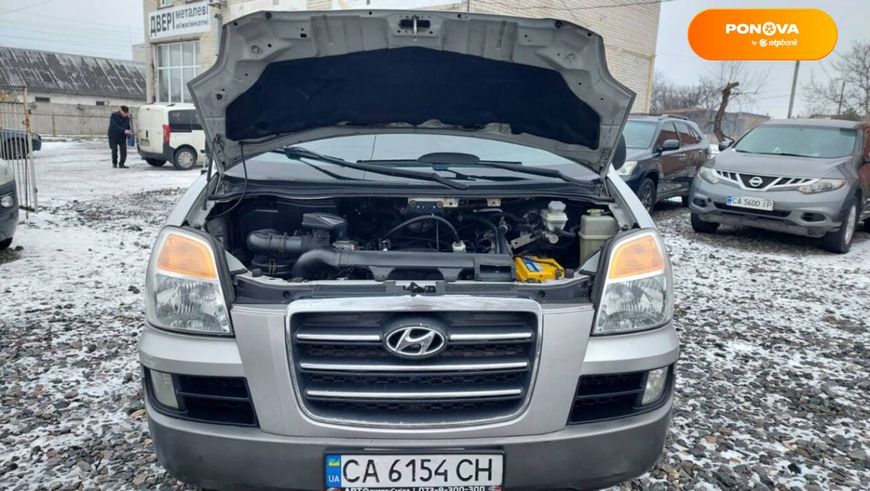 Hyundai H-1, 2006, Газ пропан-бутан / Бензин, 2.4 л., 202 тыс. км, Минивен, Серый, Смела 12012 фото