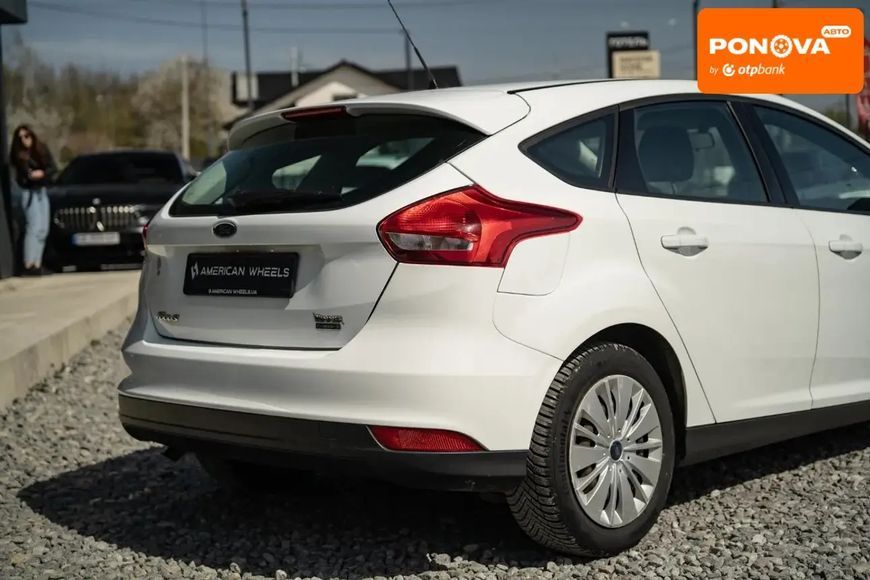 Ford Focus, 2016 р., Бензин, 132 тис. км, Хетчбек, Білий, Чернівці AT-10415432 фото