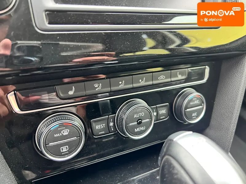 Volkswagen Passat, 2015 р., Дизель, 268 тис. км, Універсал, Чорний, Рівне AT-10423197 фото