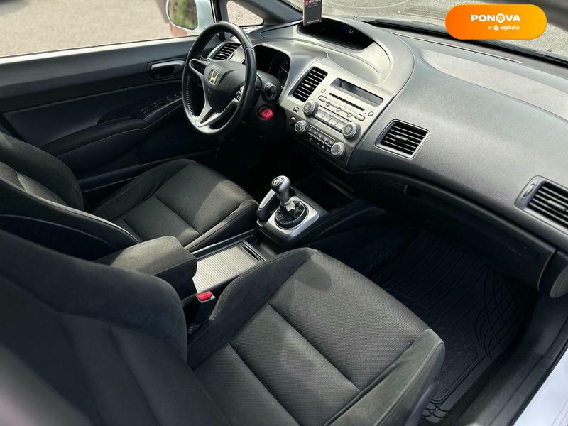 Honda Civic, 2010, Бензин, 2 л., 224 тис. км, Седан, Білий, Чернівці 110215 фото