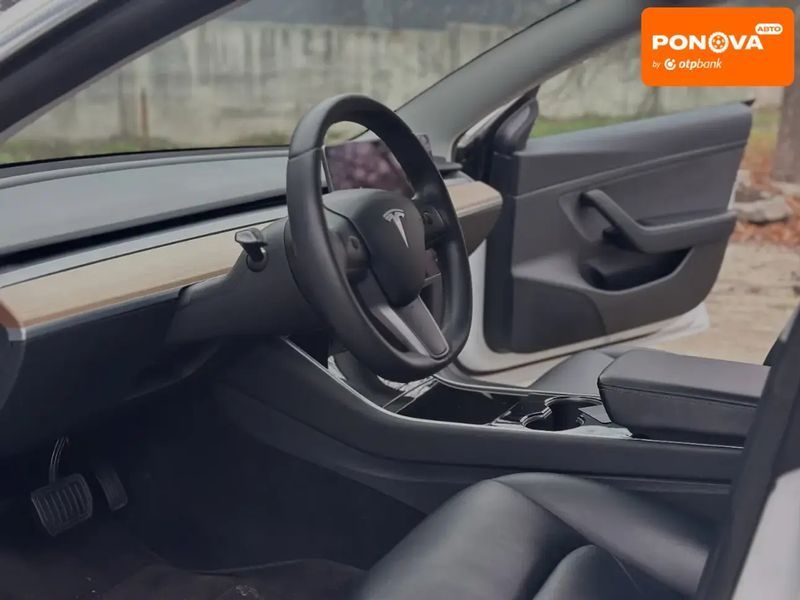 Tesla Model 3, 2020 р., Електро, 105 тис. км, Седан, Білий, Дніпро (Дніпропетровськ) AT-10406277 фото