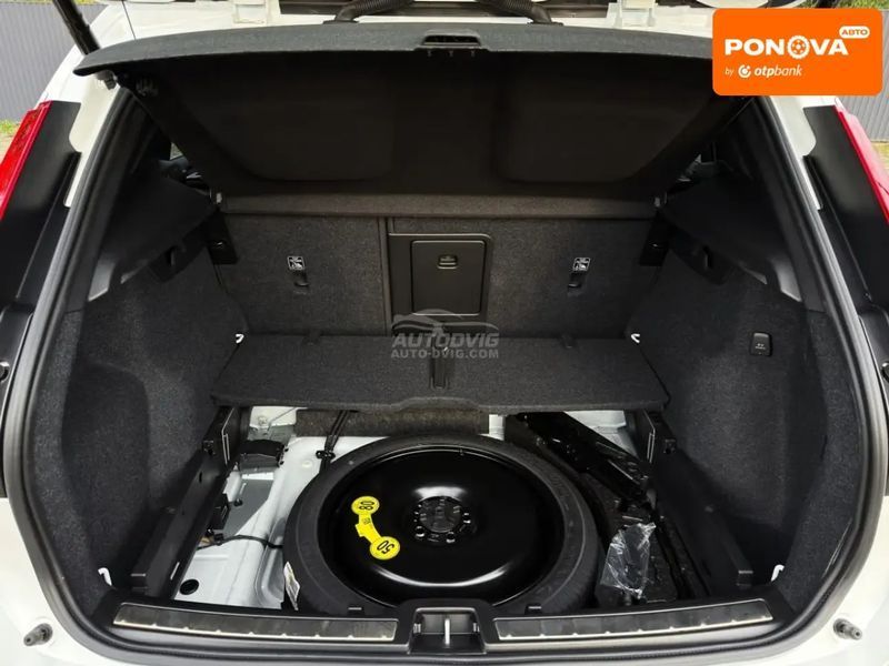 Volvo XC40, 2024 р., Бензин, 3 тис. км, Позашляховик / Кросовер, Білий, Луцьк AT-10407075 фото
