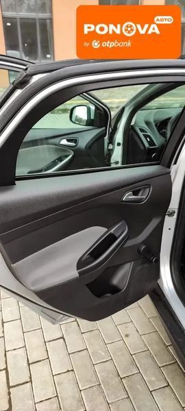Ford Focus, 2011 р., Дизель, 252 тис. км, Хетчбек, Сірий, Львів AT-10410970 фото