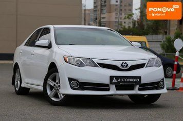 Toyota Camry, 2013 г., Газ пропан-бутан / Бензин, 144 тыс. км, Седан, Белый, Киев AT-10417378 фото