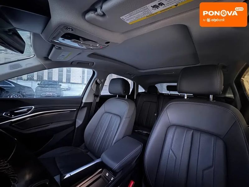 Audi e-tron, 2022 р., Електро, 80 тис. км, Позашляховик / Кросовер, Білий, Київ AT-10410526 фото