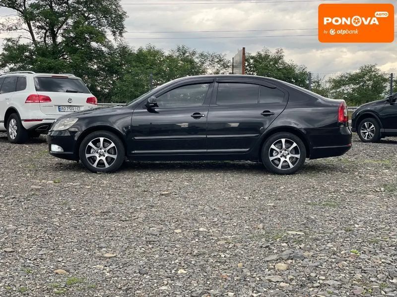 Skoda Octavia, 2010 р., Дизель, 261 тис. км, Седан, Чорний, Хуст AT-10406344 фото