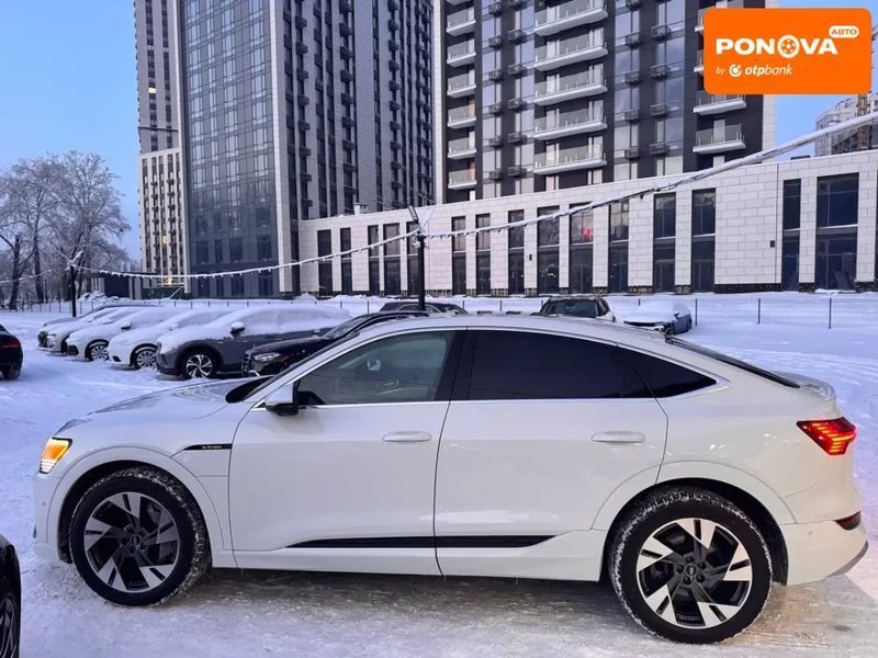 Audi e-tron, 2022 р., Електро, 80 тис. км, Позашляховик / Кросовер, Білий, Київ AT-10410526 фото