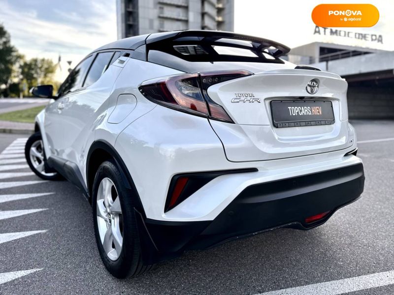 Toyota C-HR, 2017, Бензин, 1.2 л., 92 тис. км, Позашляховик / Кросовер, Білий, Київ 102198 фото