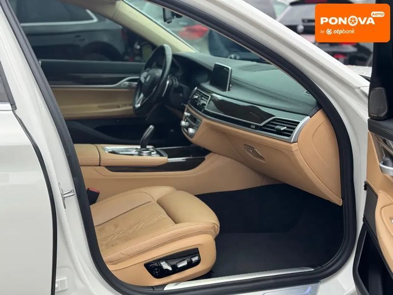 BMW 7 Series, 2021 р., Бензин, 73 тис. км, Седан, Білий, Львів AT-10399851 фото