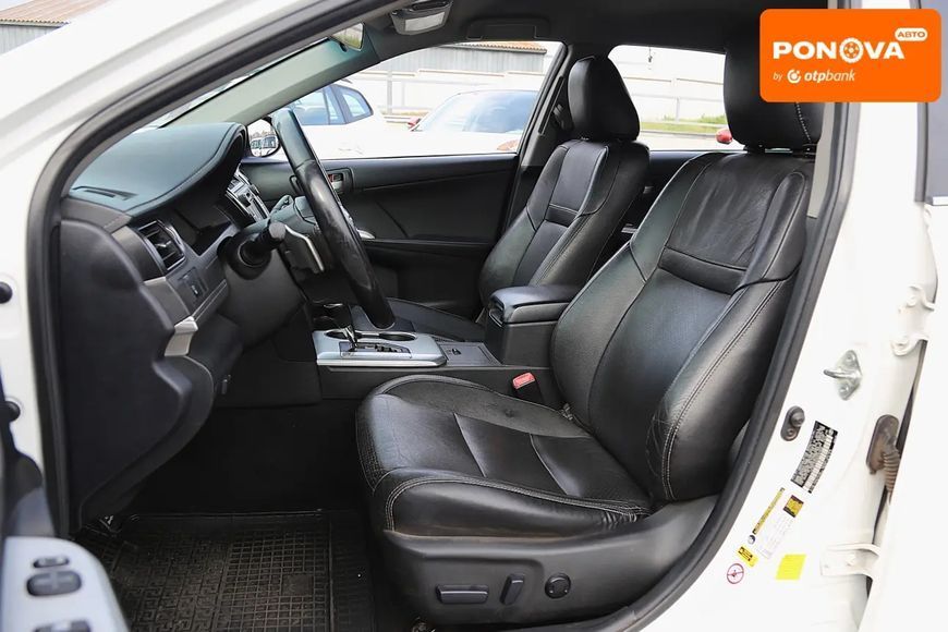 Toyota Camry, 2013 р., Газ пропан-бутан / Бензин, 144 тис. км, Седан, Білий, Київ AT-10417378 фото