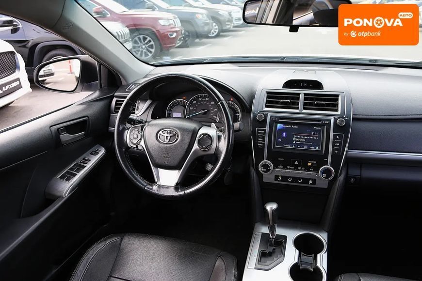 Toyota Camry, 2013 р., Газ пропан-бутан / Бензин, 144 тис. км, Седан, Білий, Київ AT-10417378 фото