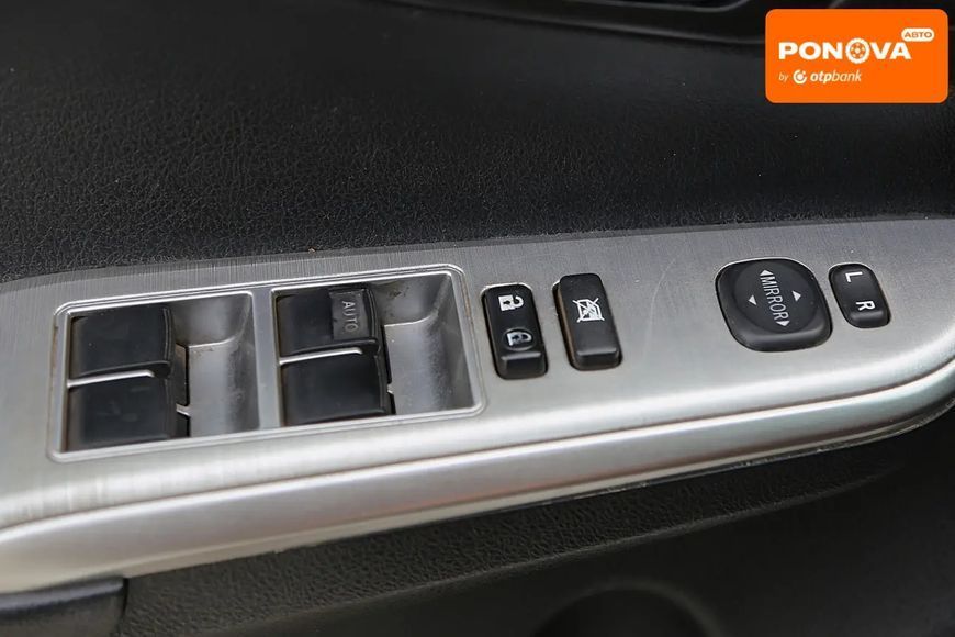 Toyota Camry, 2013 р., Газ пропан-бутан / Бензин, 144 тис. км, Седан, Білий, Київ AT-10417378 фото