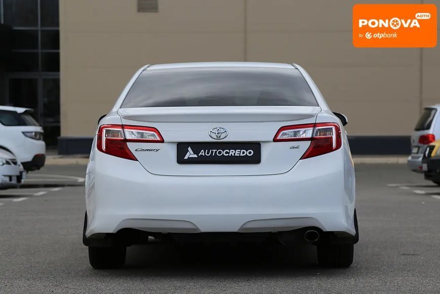 Toyota Camry, 2013 р., Газ пропан-бутан / Бензин, 144 тис. км, Седан, Білий, Київ AT-10417378 фото