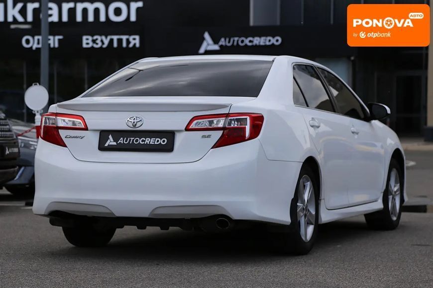 Toyota Camry, 2013 р., Газ пропан-бутан / Бензин, 144 тис. км, Седан, Білий, Київ AT-10417378 фото