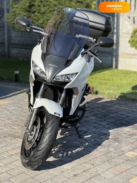 Honda CBF 1000, 2012, Бензин, 1000 см³, 27 тыс. км, Мотоцикл Спорт-туризм, Белый, Буськ moto-37917 фото