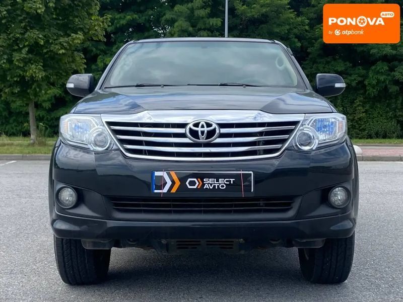 Toyota Fortuner, 2013 г., Бензин, 145 тыс. км, Внедорожник / Кроссовер, Чорный, Львов AT-10400338 фото