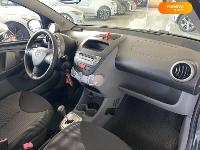 Toyota Aygo, 2010, Бензин, 1 л., 214 тис. км, Хетчбек, Сірий, Одеса 39200 фото