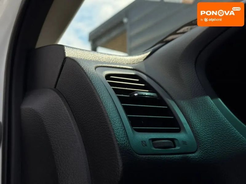 Nissan Altima, 2013 г., Бензин, 213 тыс. км, Седан, Белый, Ровно AT-10413341 фото