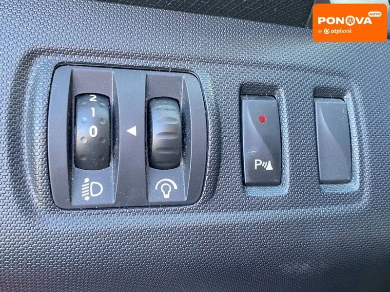 Renault Clio, 2014 р., Бензин, 184 тис. км, Хетчбек, Червоний, Львів AT-10404474 фото