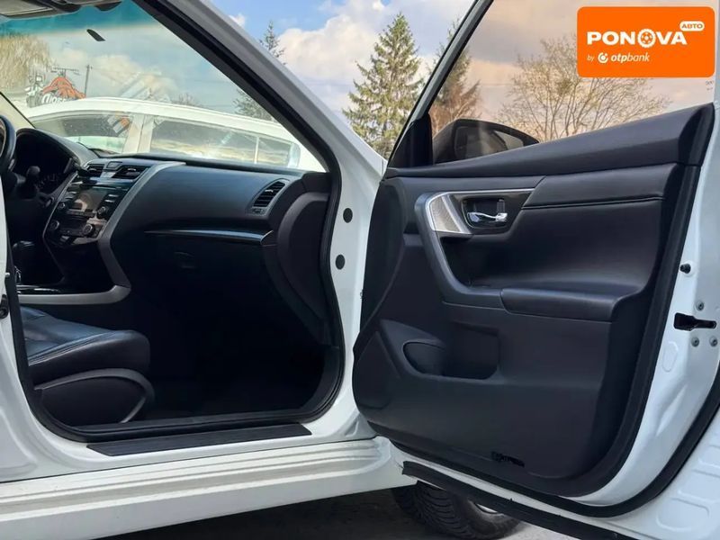 Nissan Altima, 2013 г., Бензин, 213 тыс. км, Седан, Белый, Ровно AT-10413341 фото