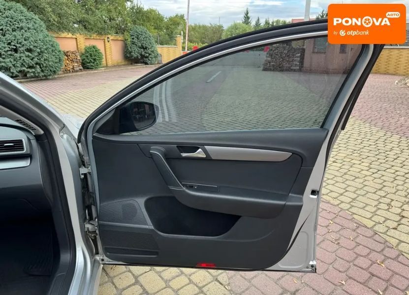 Volkswagen Passat, 2014 г., Дизель, 246 тыс. км, Универсал, Серый, Мукачево AT-10402579 фото