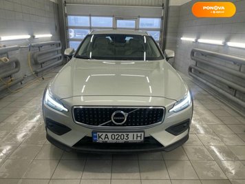 Volvo V60 Cross Country, 2020, Гібрид (MHEV), 1.97 л., 145 тис. км, Універсал, Сірий, Київ Cars-Pr-76793 фото