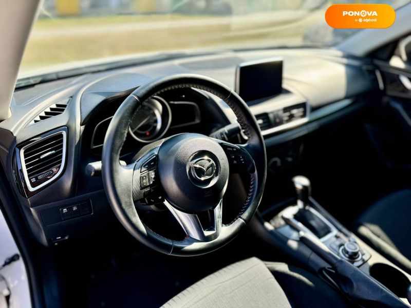 Mazda 3, 2015, Бензин, 2 л., 206 тис. км, Седан, Білий, Київ 108005 фото